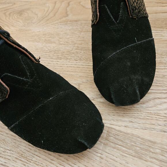 Toms Dessert Women's Size 7W Black Suede Leather Snake Print Wedge Ankle Booties - Picture 10 of 11